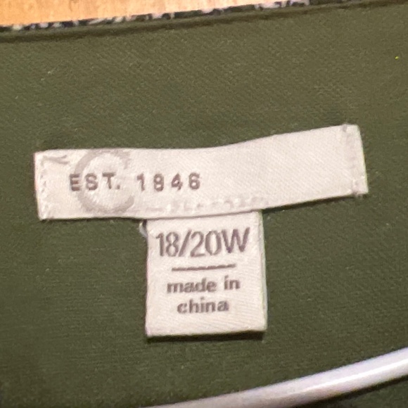 Paisley plus size dress layered ruffle sleeve - Picture 2 of 5